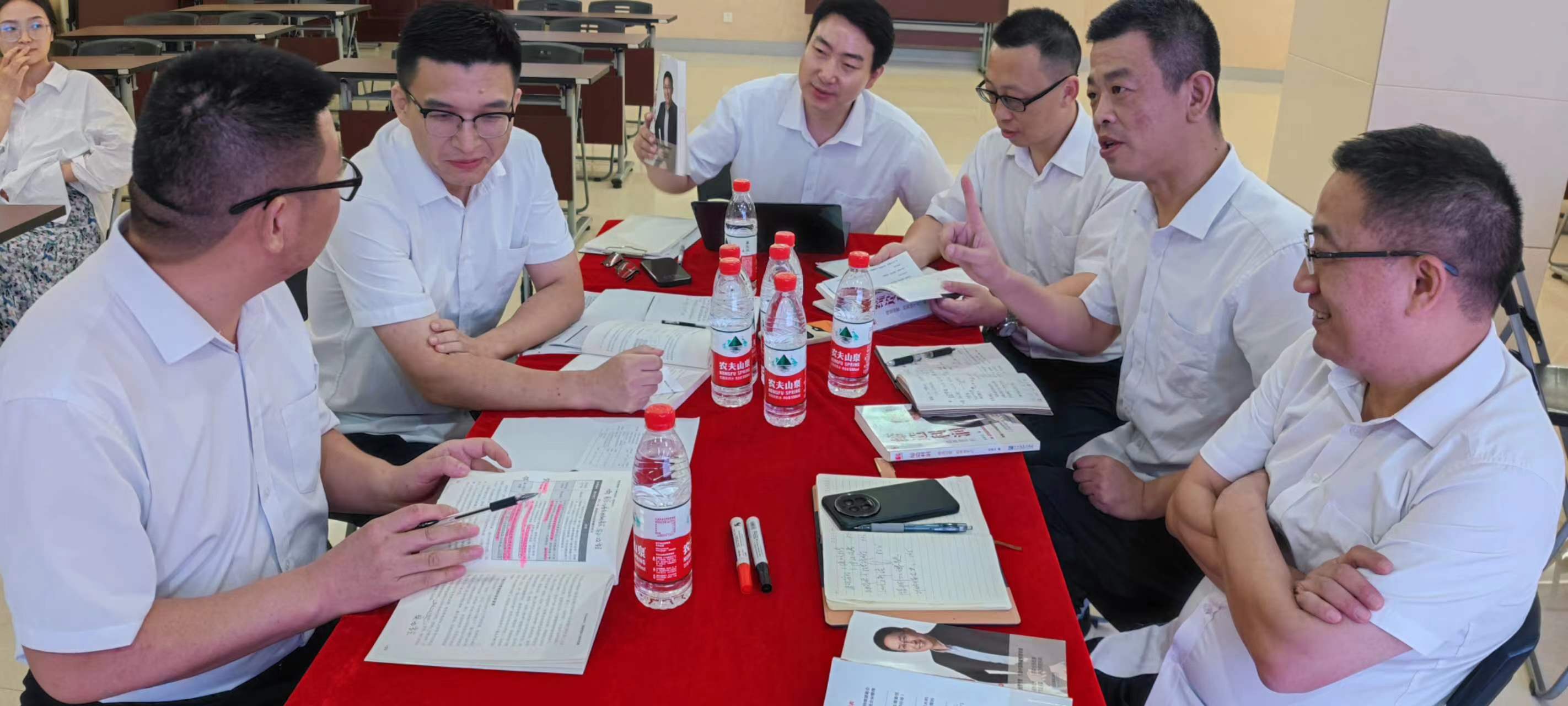 在书香中探寻利润的密码——合肥星际娱乐2024首届念书会《创立利润》 - 新闻动态 - 星际娱乐